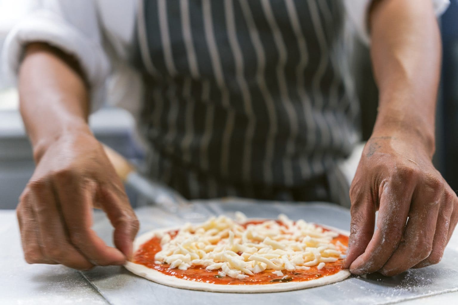 DSC04107 - 2022 - Quod Restaurant & Bar - Oxford - High Res - Food Pizzetta Preparation Kitchen Team Collective - Web Hero